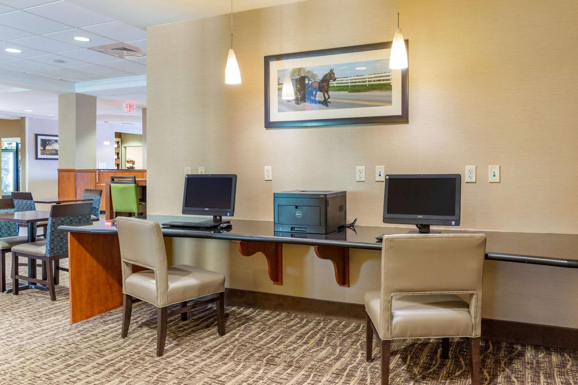 Comfort Suites Lancaster Amish Country Smoketown  Exteriér fotografie